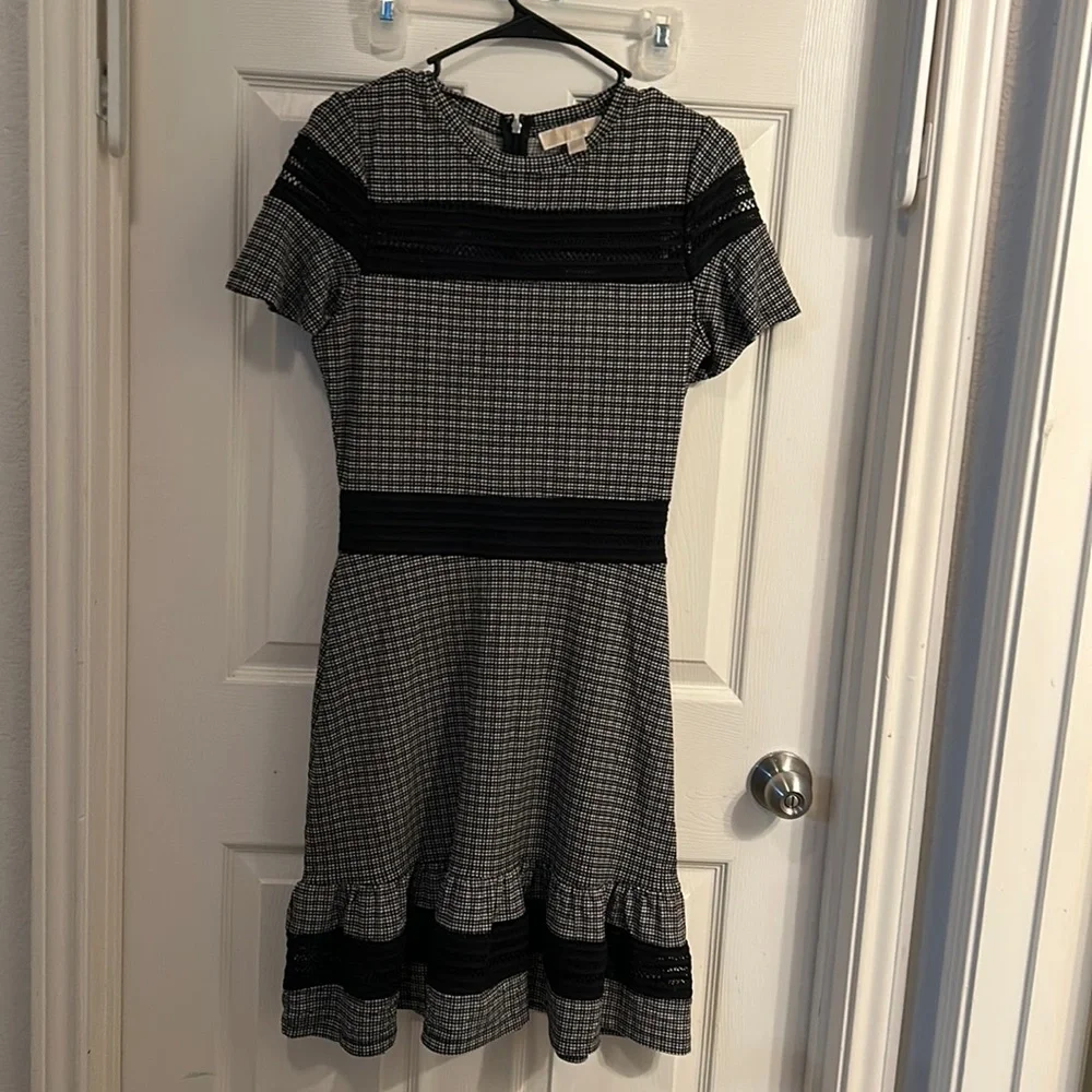 MICHAEL Michael Kors‎ Black and White Dress Short Sleeve Size S